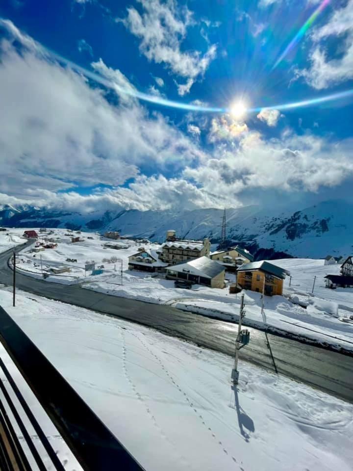Winter House Gudauri Apartment Екстериор снимка